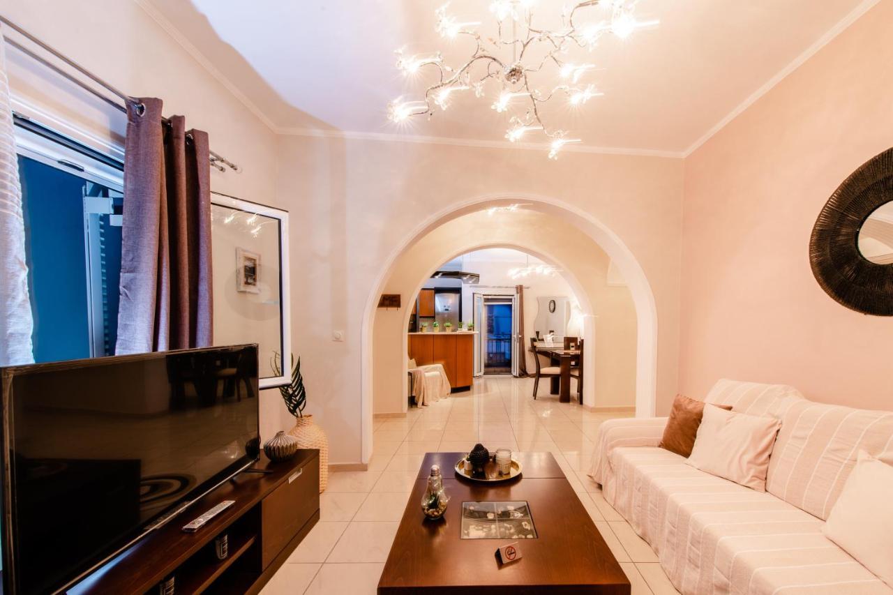 Yiannis Suite Santorini Fira  Extérieur photo